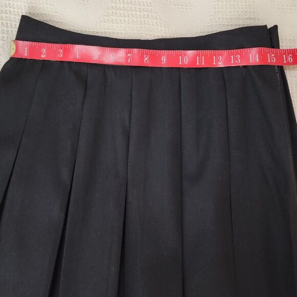 Pleated Mini Skirt Nautical Black White Hot Topic Size L Coastal Cute Goth - Picture 6 of 6